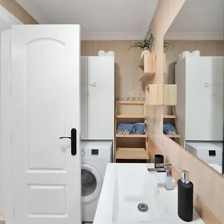 Estudio Con Wifi Piscina Y Parking En - Acuario 5 * Benalmádena